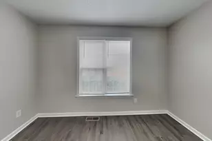 105 Pinto Ln, Zebulon, NC 27597 - Photo 8