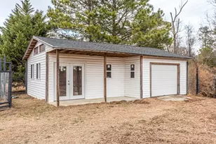 199 Lauren Ln, Princeton, NC 27569 - Photo 30