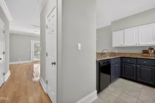 1404 Governors Ct, Raleigh, NC 27604 - Photo 8