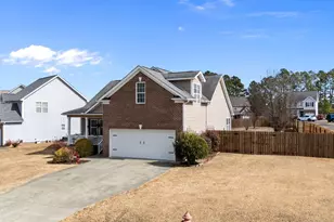 2040 Applewood Dr, Creedmoor, NC 27522 - Photo 2