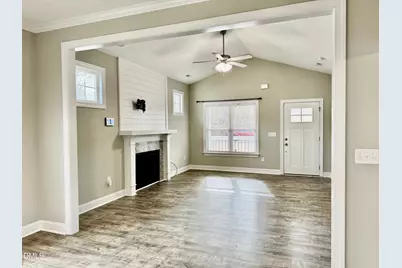 311 S Corbett Avenue S, Kenly, NC 27542 - Photo 4