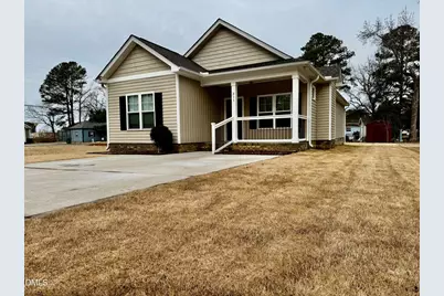 311 S Corbett Avenue S, Kenly, NC 27542 - Photo 2