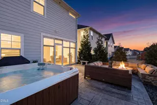 208 Sage Oak Ln, Holly Springs, NC 27540 - Photo 2