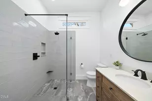 108 W Chestnut Ave, Wake Forest, NC 27587 - Photo 4