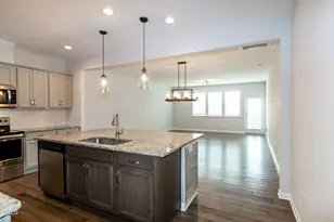 1035 Fitchie Pl, Durham, NC 27703 - Photo 4