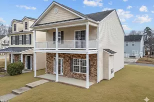 622 Jumping Frog Ln, Knightdale, NC 27545 - Photo 2