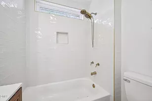 209 E Lavender Ave, Durham, NC 27704 - Photo 26