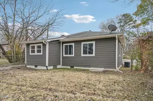 209 E Lavender Ave, Durham, NC 27704 - Photo 32