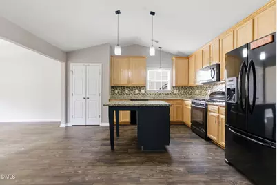 841 Bridlemine Drive, Fuquay-Varina, NC 27526 - Photo 12