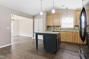 841 Bridlemine Dr, Fuquay Varina, NC 27526 - Photo 18