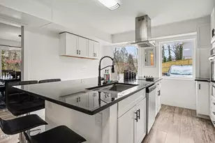 3300 Fairhill Dr, Raleigh, NC 27612 - Photo 22