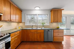 3841 Somerset Dr, Durham, NC 27707 - Photo 16