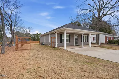 512 W Lofton Street, Lillington, NC 27546 - Photo 4