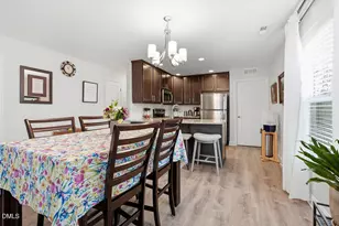 512 W Lofton St, Lillington, NC 27546 - Photo 10