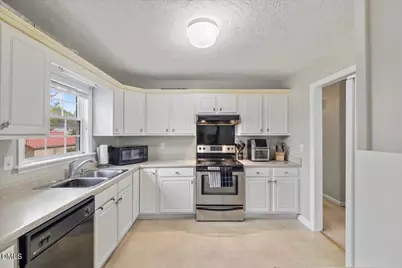 802 Darlington Drive, Fayetteville, NC 28311 - Photo 14
