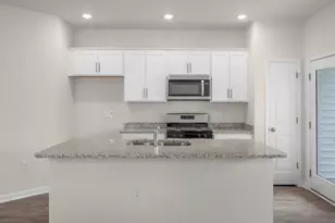 424 Ember St, Sanford, NC 27330 - Photo 6