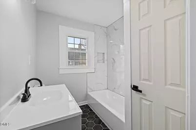 719 Center Avenue, Burlington, NC 27215 - Photo 20