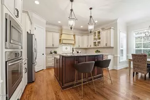 320 Brodie Lloyd Ct, Cary, NC 27519 - Photo 4