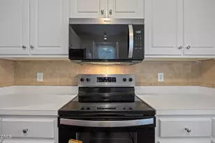 1100 Secotan Pl, Fuquay Varina, NC 27526 - Photo 18