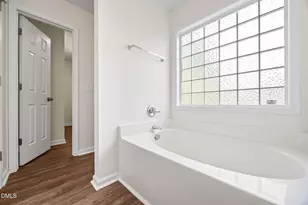 835 Brookhannah Ct, Fuquay Varina, NC 27526 - Photo 24
