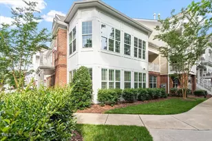 10310 Sablewood Dr, Raleigh, NC 27617 - Photo 4