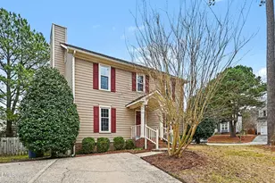 10 Bridgeport Dr, Durham, NC 27713 - Photo 4