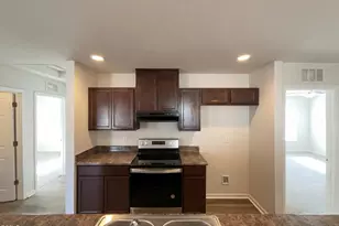 3020 Camden Creek Dr, Raleigh, NC 27610 - Photo 8