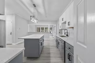 4701 Regalwood Dr, Raleigh, NC 27613 - Photo 8