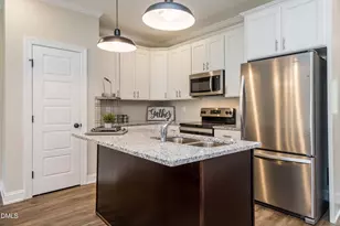 41 Marsh Harbor St St, Clayton, NC 27527 - Photo 4