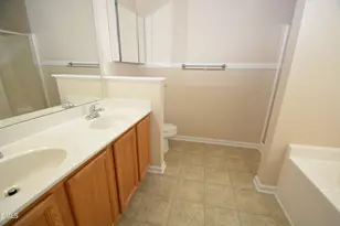 616 Poplar St, Durham, NC 27703 - Photo 8