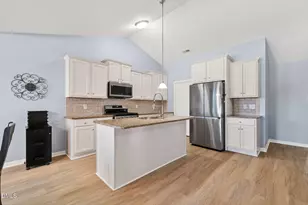 35 Mountain Vw Dr, Garner, NC 27529 - Photo 8