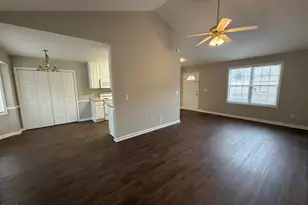 300 Melanie Ct, Clayton, NC 27520 - Photo 4