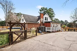 1609 Spring Ln, Sanford, NC 27330 - Photo 2