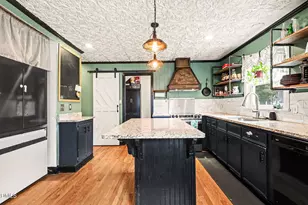 1609 Spring Ln, Sanford, NC 27330 - Photo 18