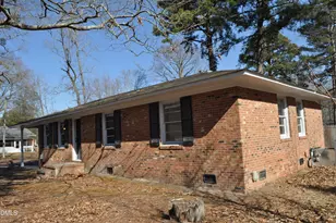 403 Huntington Rd, Tarboro, NC 27886 - Photo 8