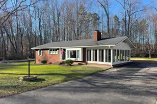 330 Hazelwood Dr, Warrenton, NC 27589 - Photo 1