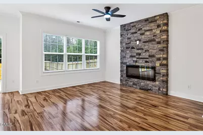 945 W Lowe Avenue, Southern Pines, NC 28387 - Photo 8