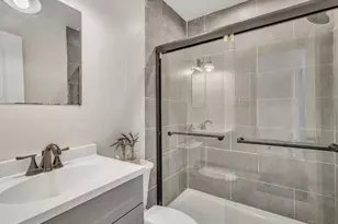 717 E Millbrook Rd, Raleigh, NC 27609 - Photo 18