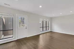 717 E Millbrook Rd, Raleigh, NC 27609 - Photo 12