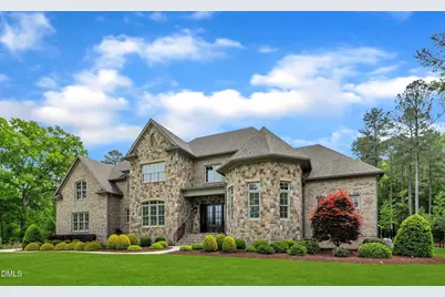 628 Carolina Crossings Drive, Apex, NC 27523 - Photo 2