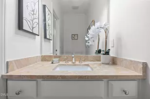 110 Linnaeus Pl, Chapel Hill, NC 27514 - Photo 42