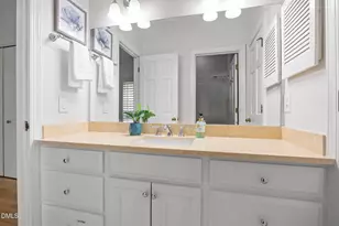 110 Linnaeus Pl, Chapel Hill, NC 27514 - Photo 44