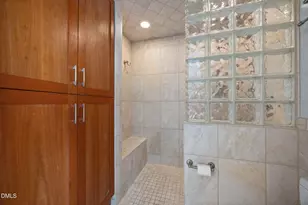 110 Linnaeus Pl, Chapel Hill, NC 27514 - Photo 38