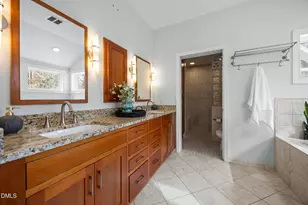 110 Linnaeus Pl, Chapel Hill, NC 27514 - Photo 36