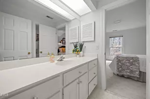 110 Linnaeus Pl, Chapel Hill, NC 27514 - Photo 58