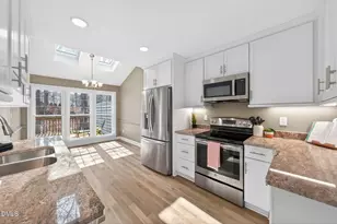 119 Heatherwood Dr, Apex, NC 27502 - Photo 10