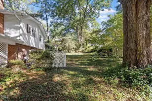 2100 Nancy Ann Dr, Raleigh, NC 27607 - Photo 6