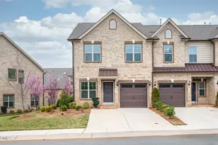 914 Bonanza Ln, Mebane, NC 27302 - Photo 1