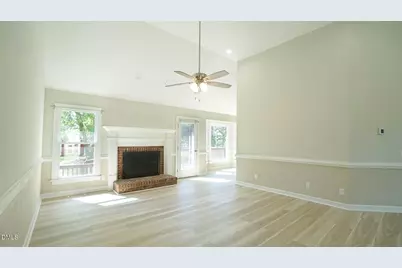 400 Knolls View Drive, Fuquay Varina, NC 27526 - Photo 4