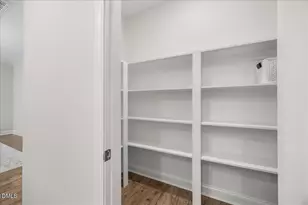 1820 Pinecliff Ct, Fuquay-Varina, NC 27526 - Photo 16